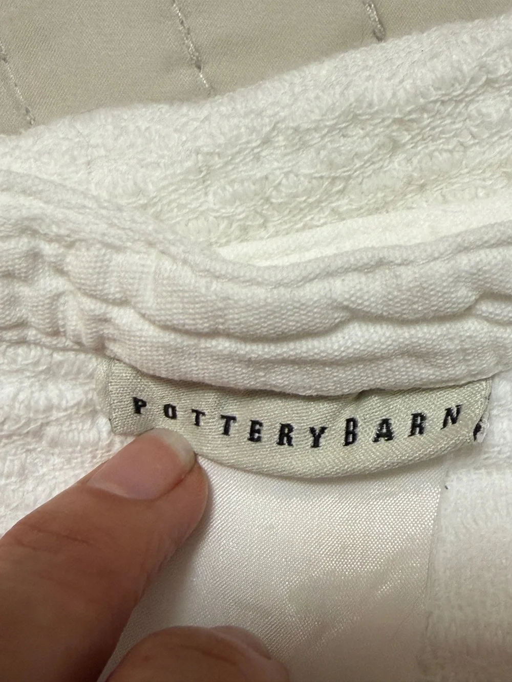Pottery Barn Belgian Flax Linen Floral Stitch Coverlet White Queen 89x93 EUC